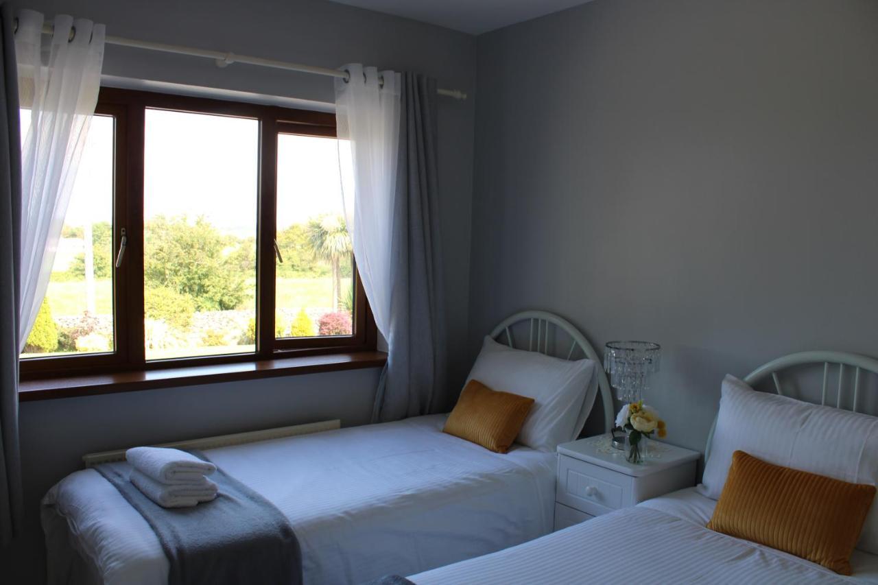 Farmstead Lodge B&B Beaufort Ngoại thất bức ảnh